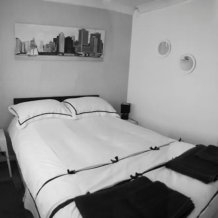 Nocleg ze śniadaniem Richmond House 3*